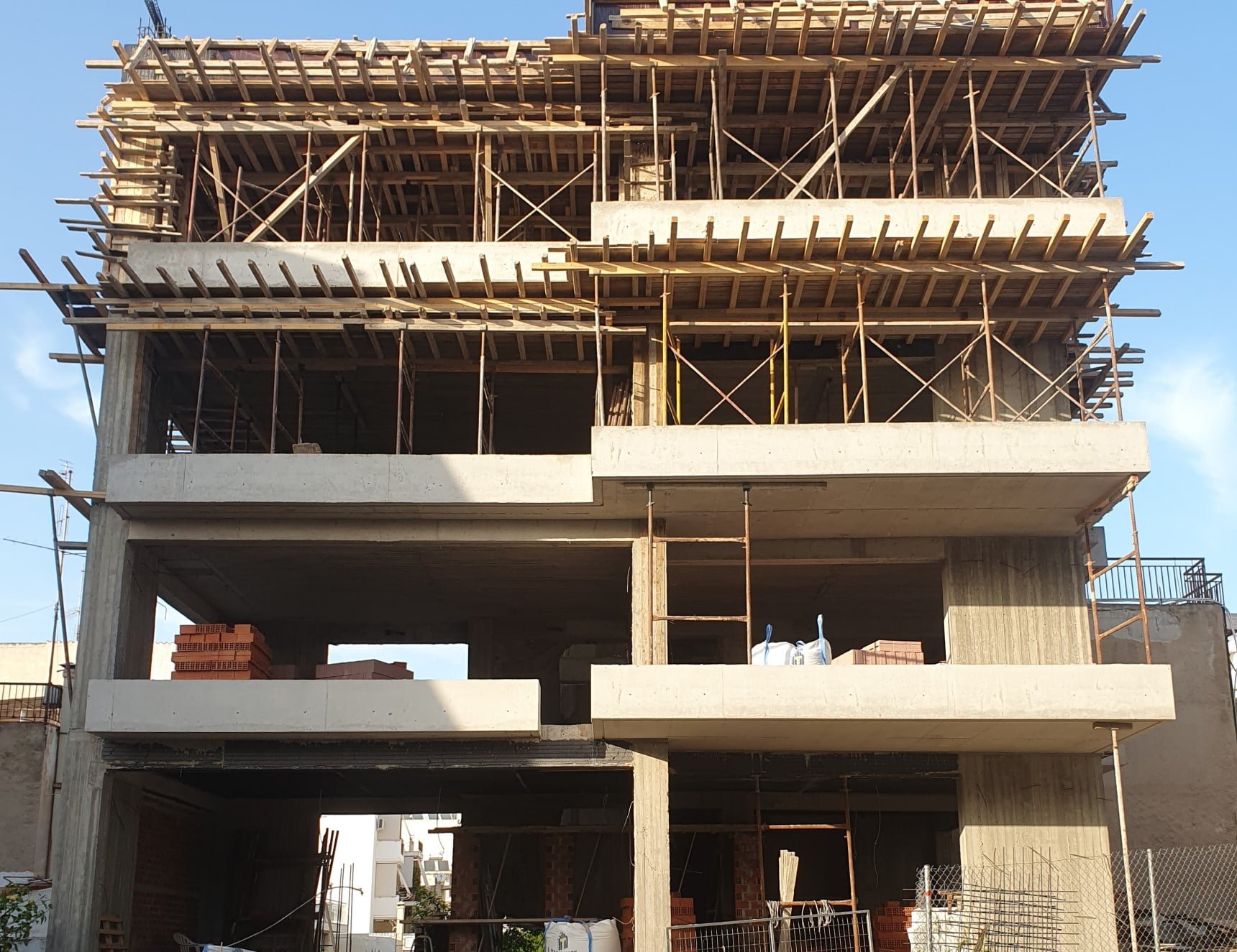 20240415_184345 1720